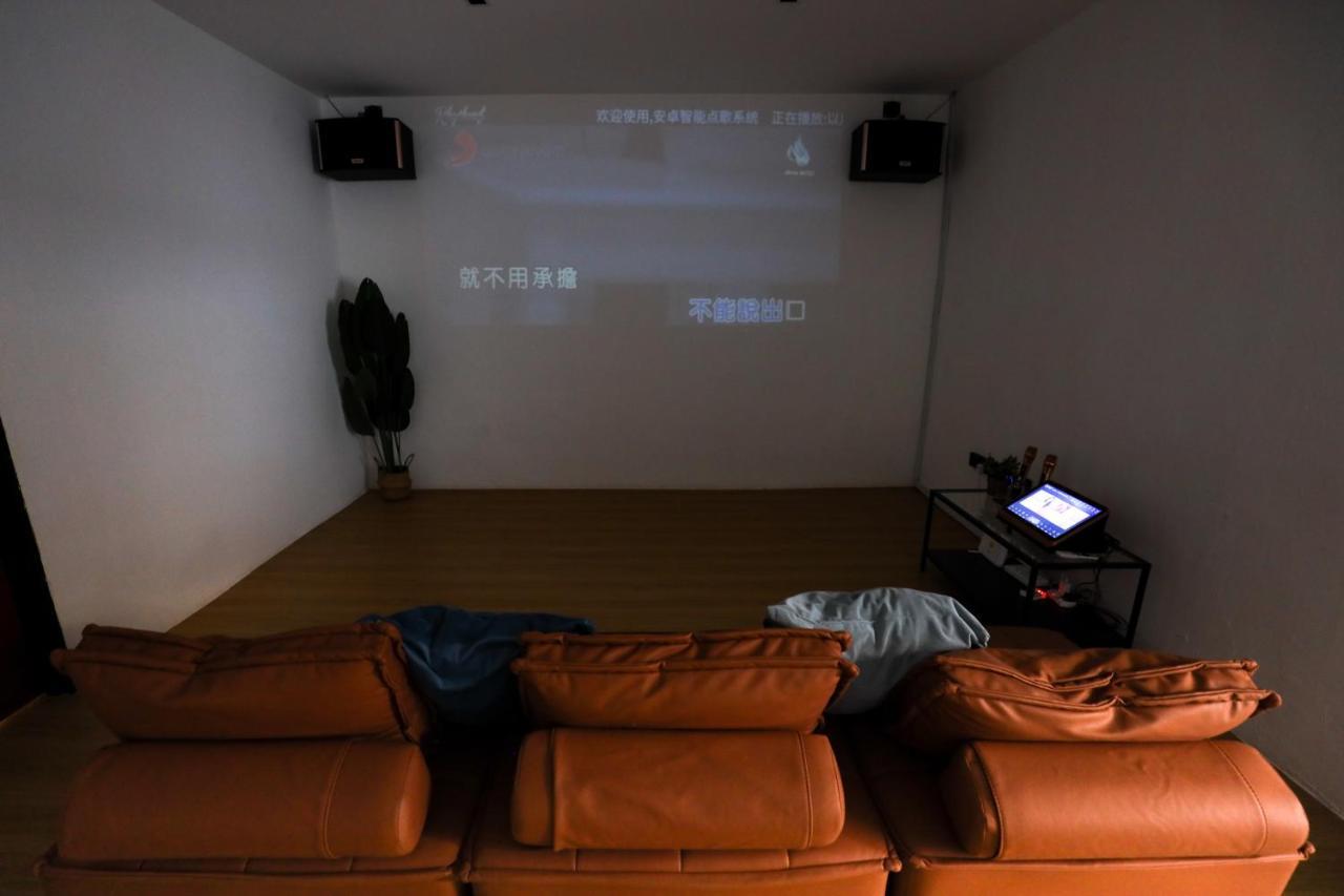 Cozy Homestay With Karaoke System & Pool Table Kuala Lumpur Eksteriør billede