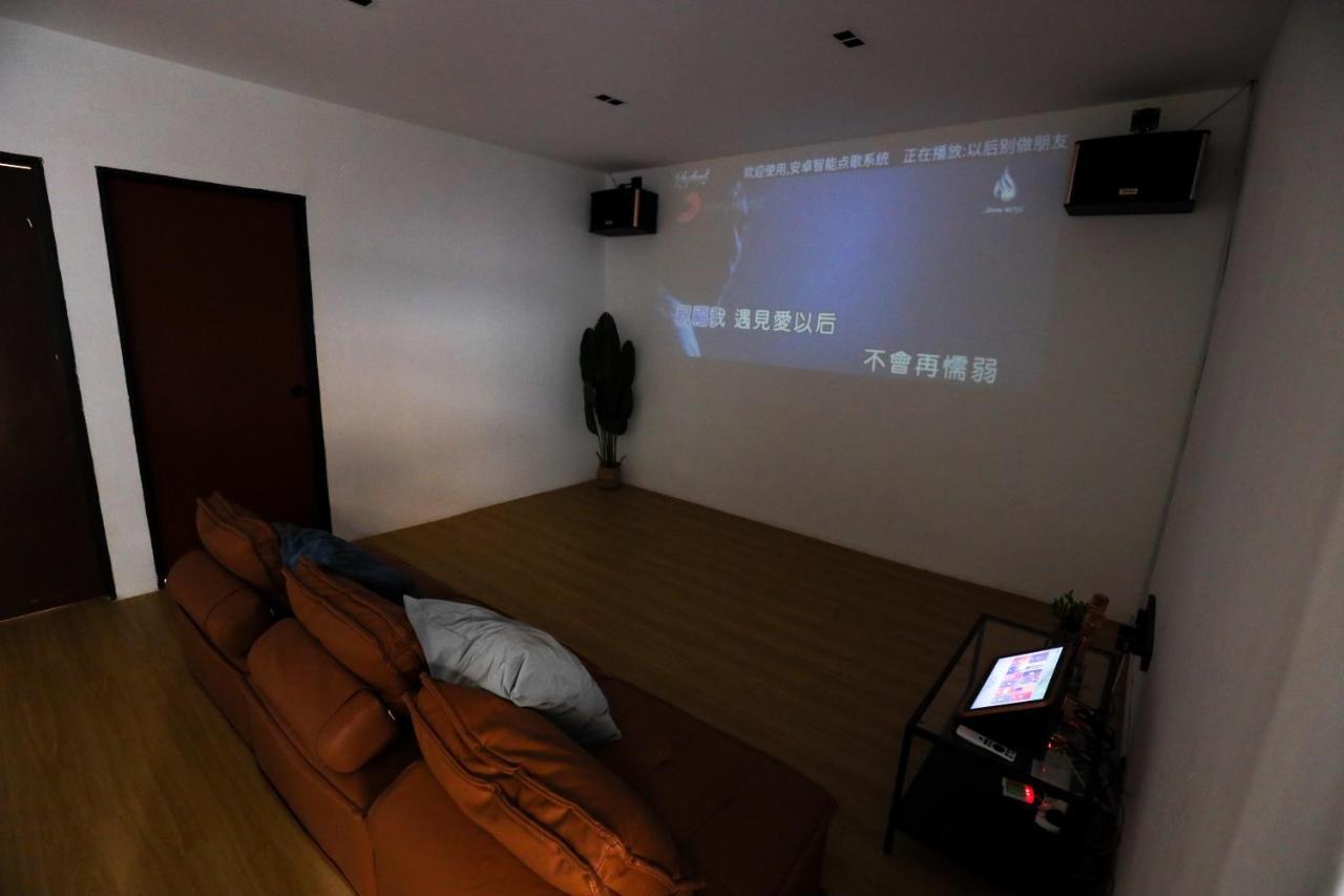 Cozy Homestay With Karaoke System & Pool Table Kuala Lumpur Eksteriør billede